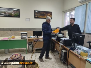 جشن ولادت مولای متقیان حضرت علی (ع) همراه با اقامه نماز ظهر و عصر در نمازخانه آموزشکده کشاورزی امیرآباد دامغان با حضور جمعی از کارمندان این مجموعه دانشگاهی  2