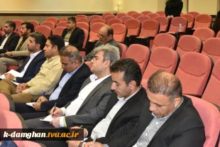 مدیر‌کل حوزه ریاست، روابط‌عمومی و هماهنگی امور استان‌ها:
بهره‌مندی از ابزار هوشمند در حیطه فعالیت‌های روابط عمومی امری اجتناب‌ناپذیر است 10